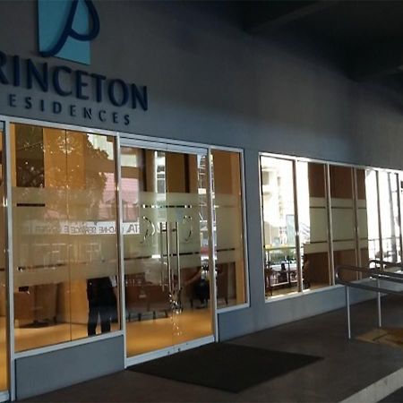 Gilmore Apartment At Princeton Residences Condominium Manila Exterior foto