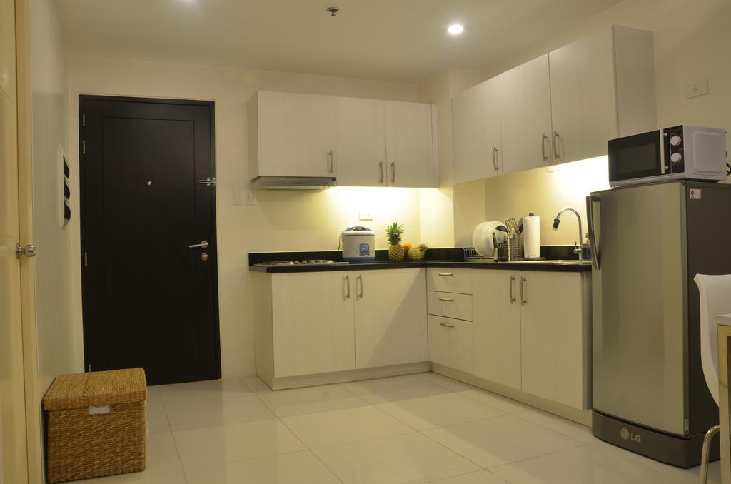 Gilmore Apartment At Princeton Residences Condominium Manila Zimmer foto